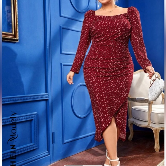 Plus Heart Print Wrap Hem Dress - Picture 3 of 3